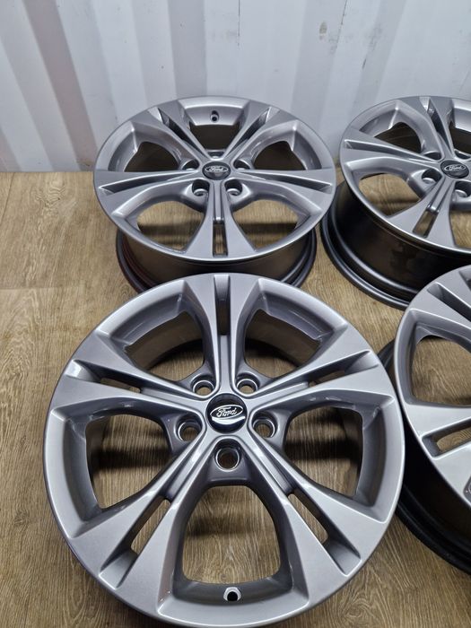 Felgi 17 ford Focus mondeo c max s max puma 5x108 7j et50 os 63.4