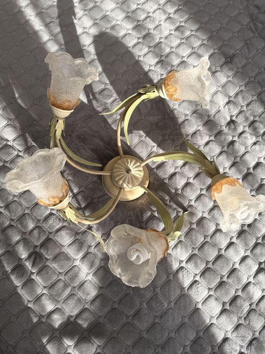 Люстра стельова, світильник