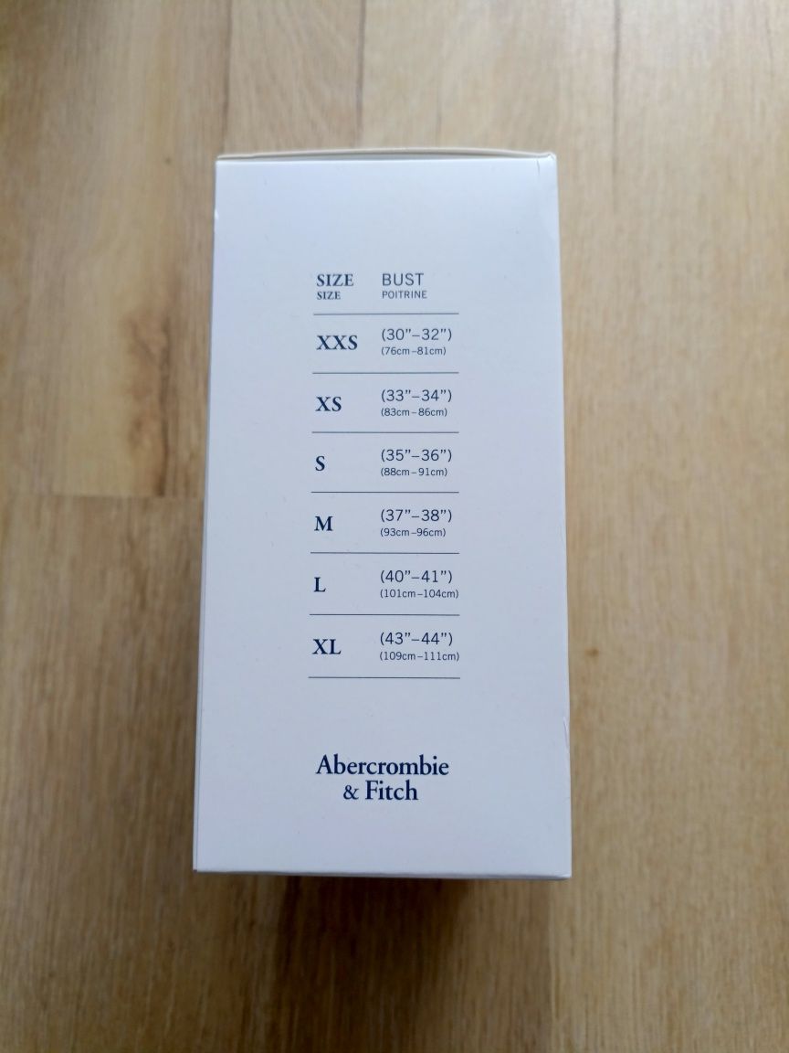 Oryginalny 3-pak Abercrombie&Fitch koszulka T-shirt czarny biały grana