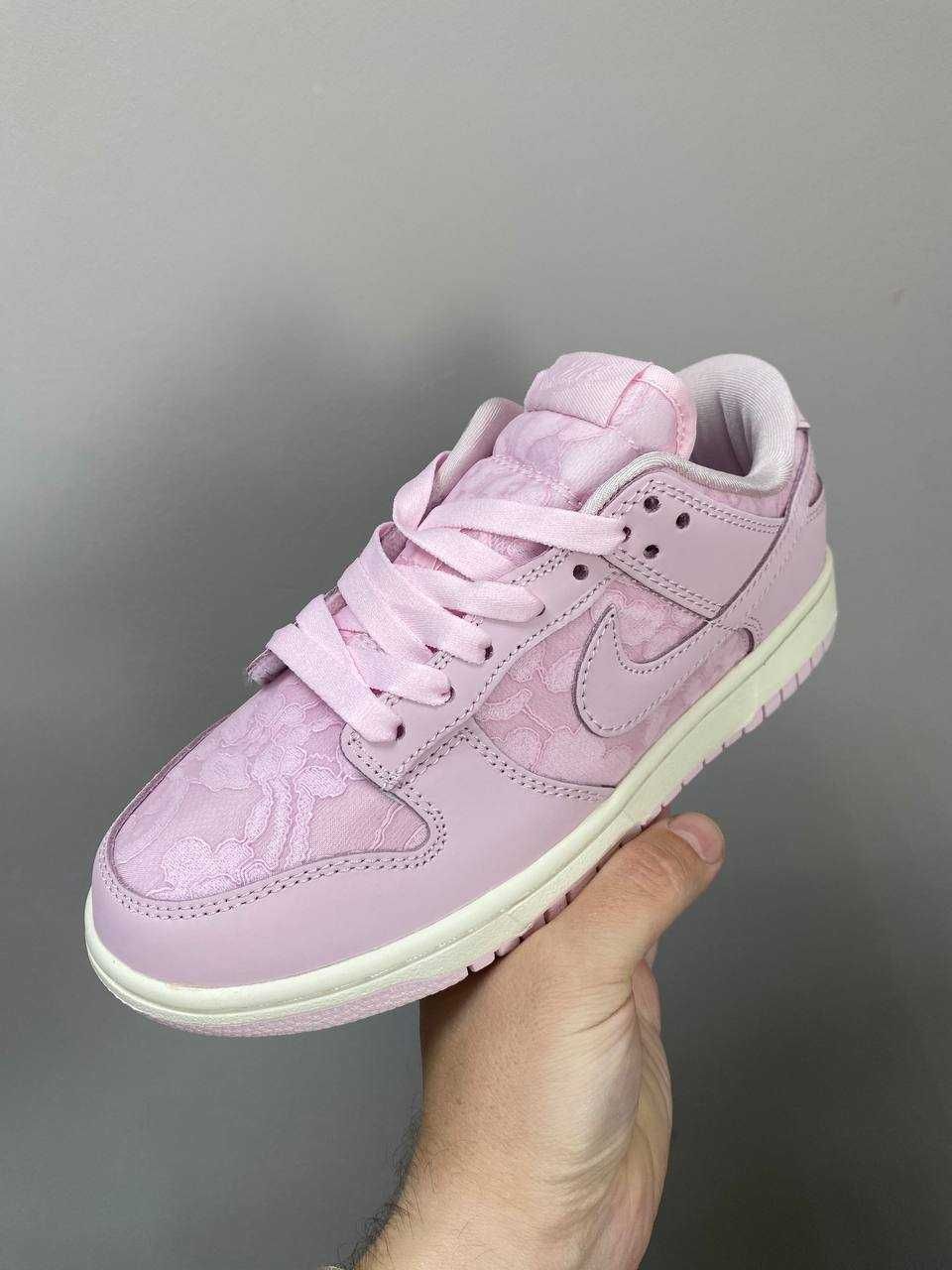 Женские кроссовки Nike Dunk Low WMNS "Lace Pack - Regal Pink" 36-40