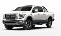 Nissan Titan XD *5.6 V8 * Crew Cab * Platinum Reserve 4x4 *