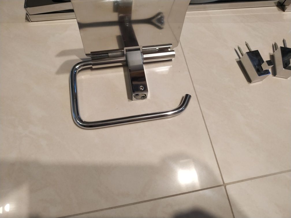 Zestaw łazienkowy 4 elementy stal nierdzewna