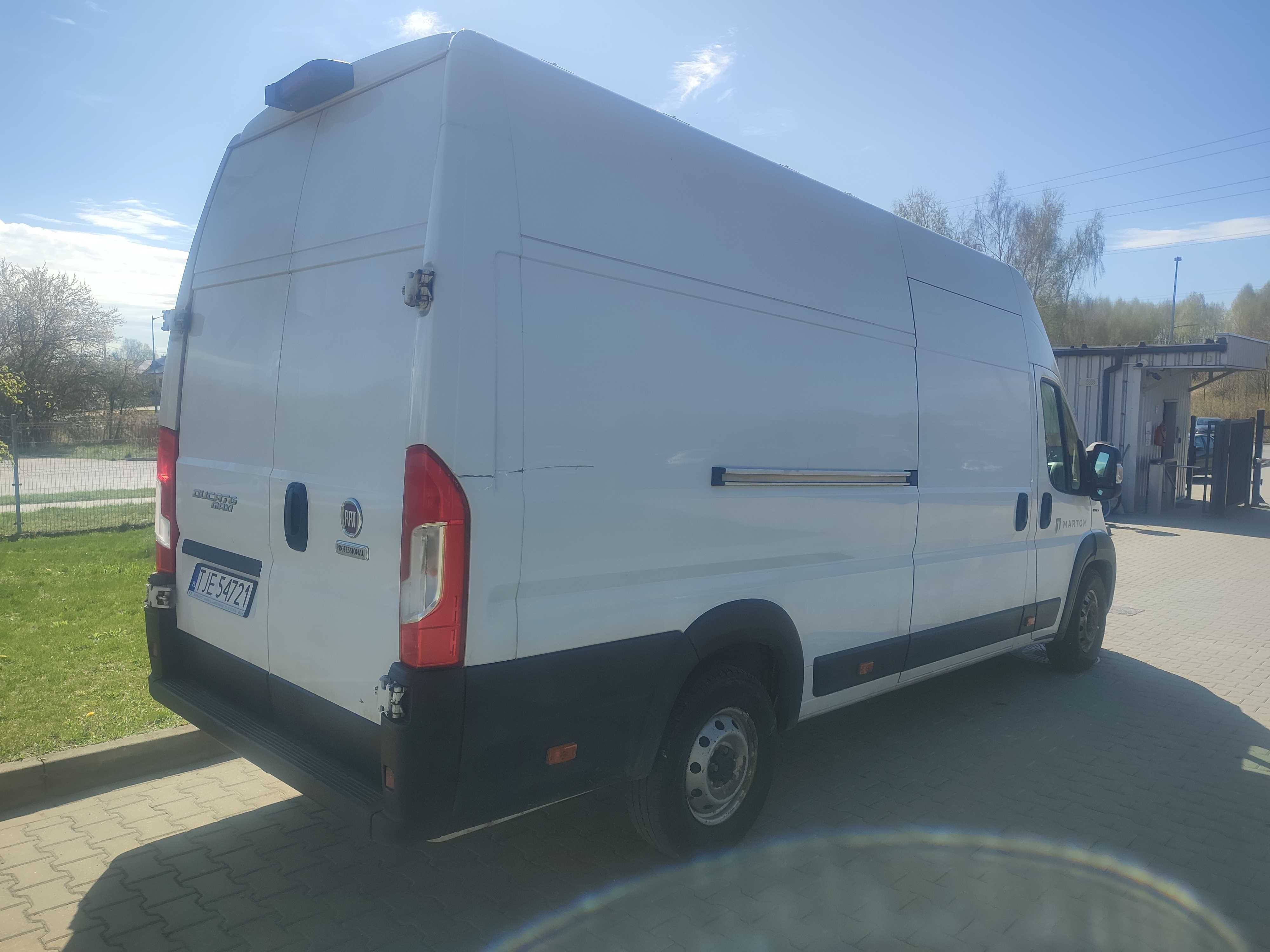 FIAT DUCATO MAXI FURGON w wersji L4H3 rok produkcji 2021
