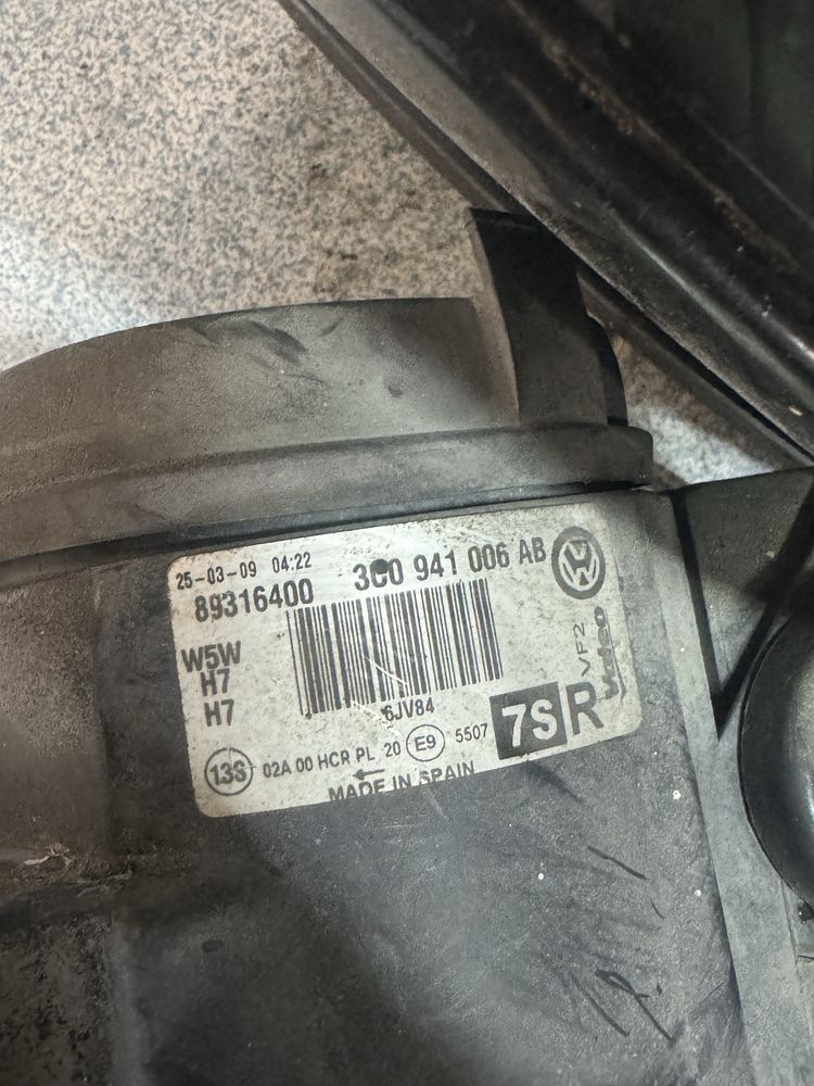 Фара передня ліва права  левая правая Vw Passat пасат B6 б6 2005-2010