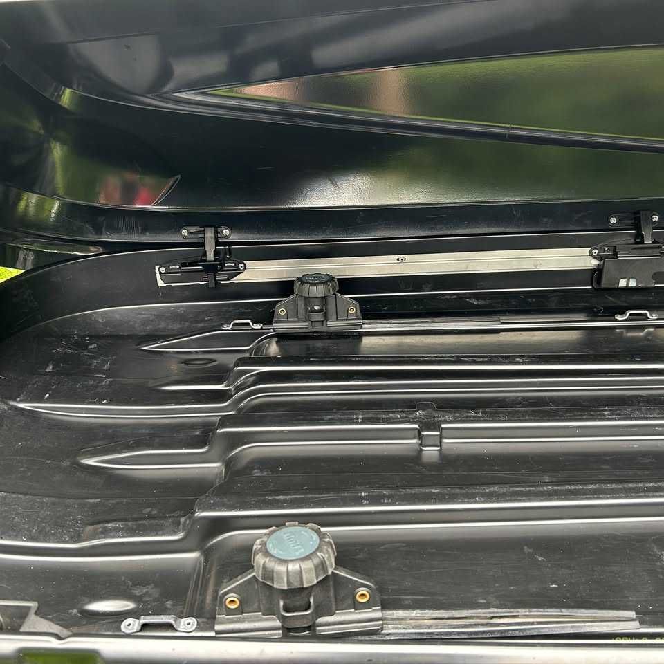 Box dachowy Thule Touring L Srebrny