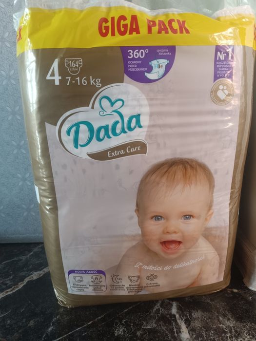 Pampersy Dada GIGA PACK, Extra Care 164 sztuk, rozmiar 4