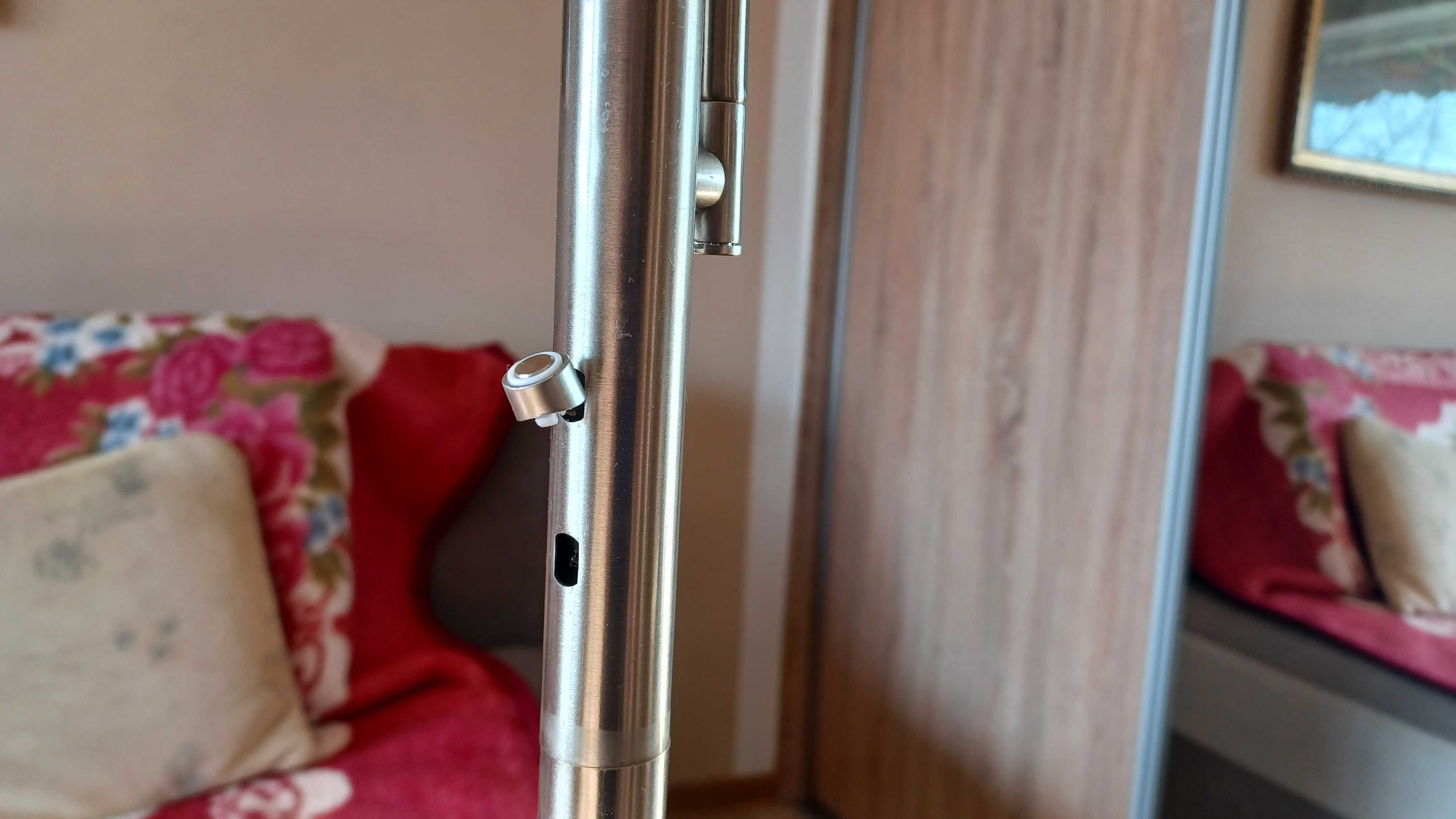 Lampa pokojowa led potrójna