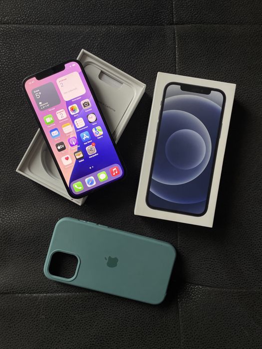 iPhone 12 64 GB комплект