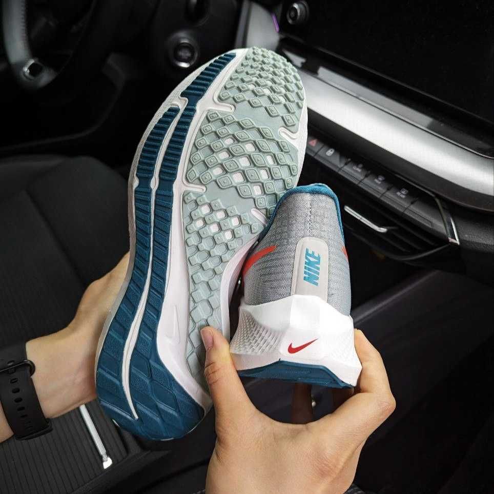 Кросівки Nike Zoom сірі з білим