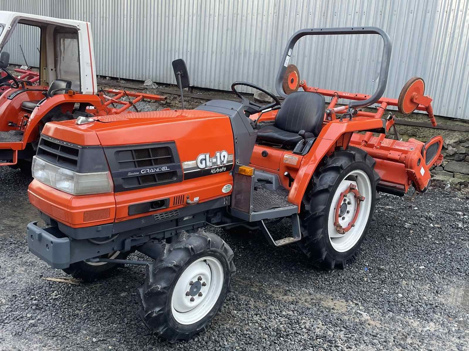 мінітрактор Kubota gl 19