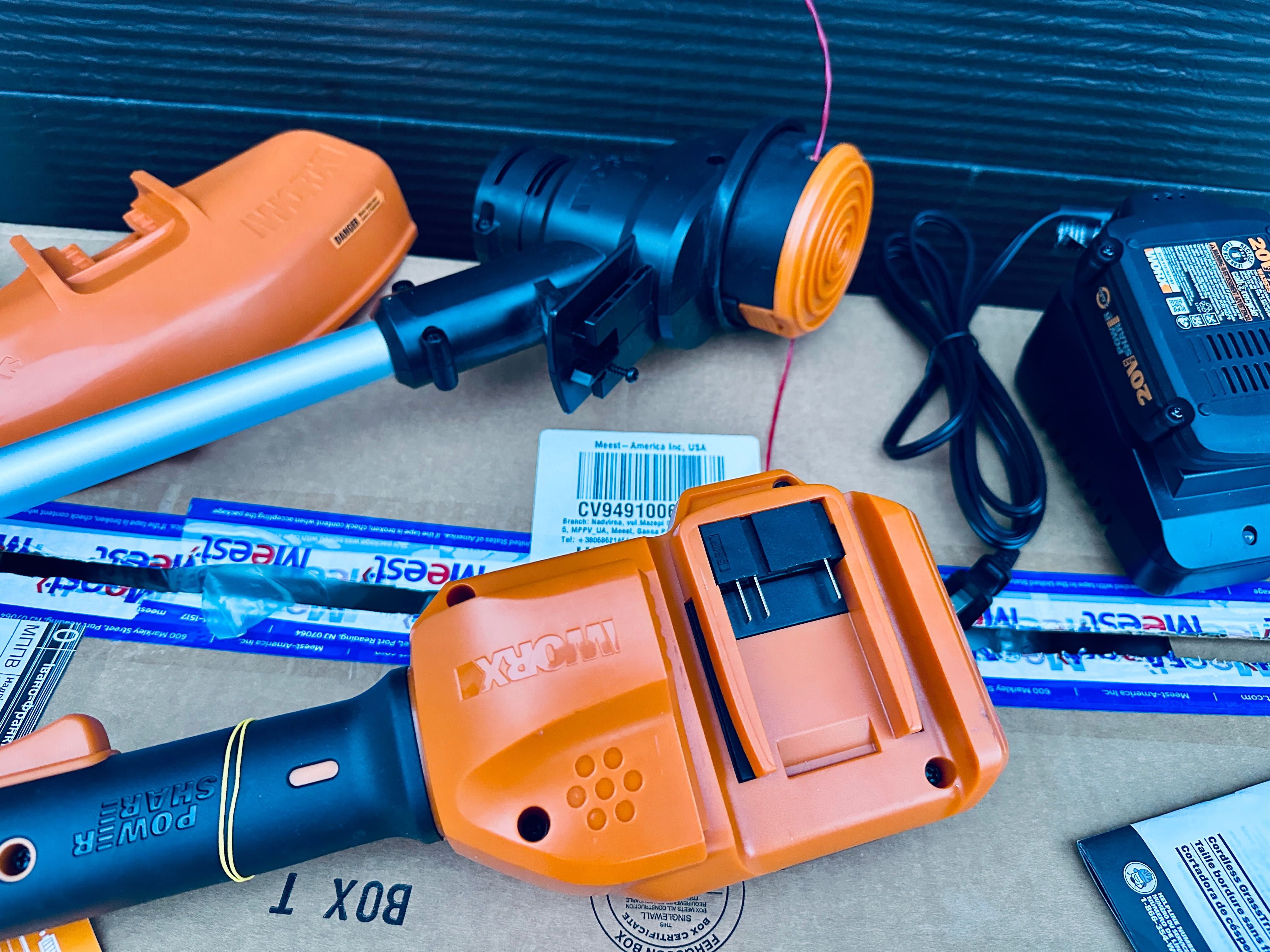 Акумуляторний тример Worx WG183