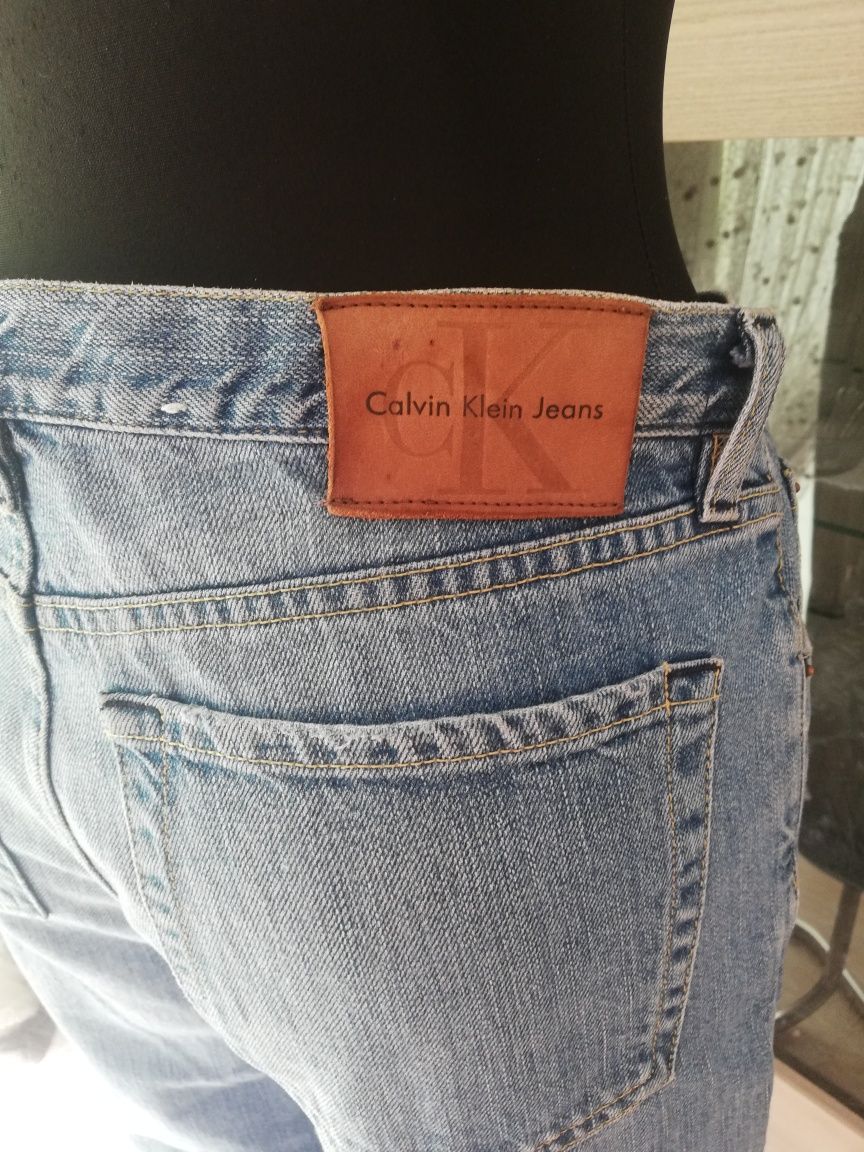 Spodnie jeansowe Calvin Klein Jeans W30