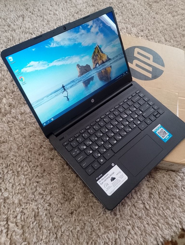 Ноутбук hp новий 2022 рік,ssd диск,14 дюймів,4 оперативної пам'яті