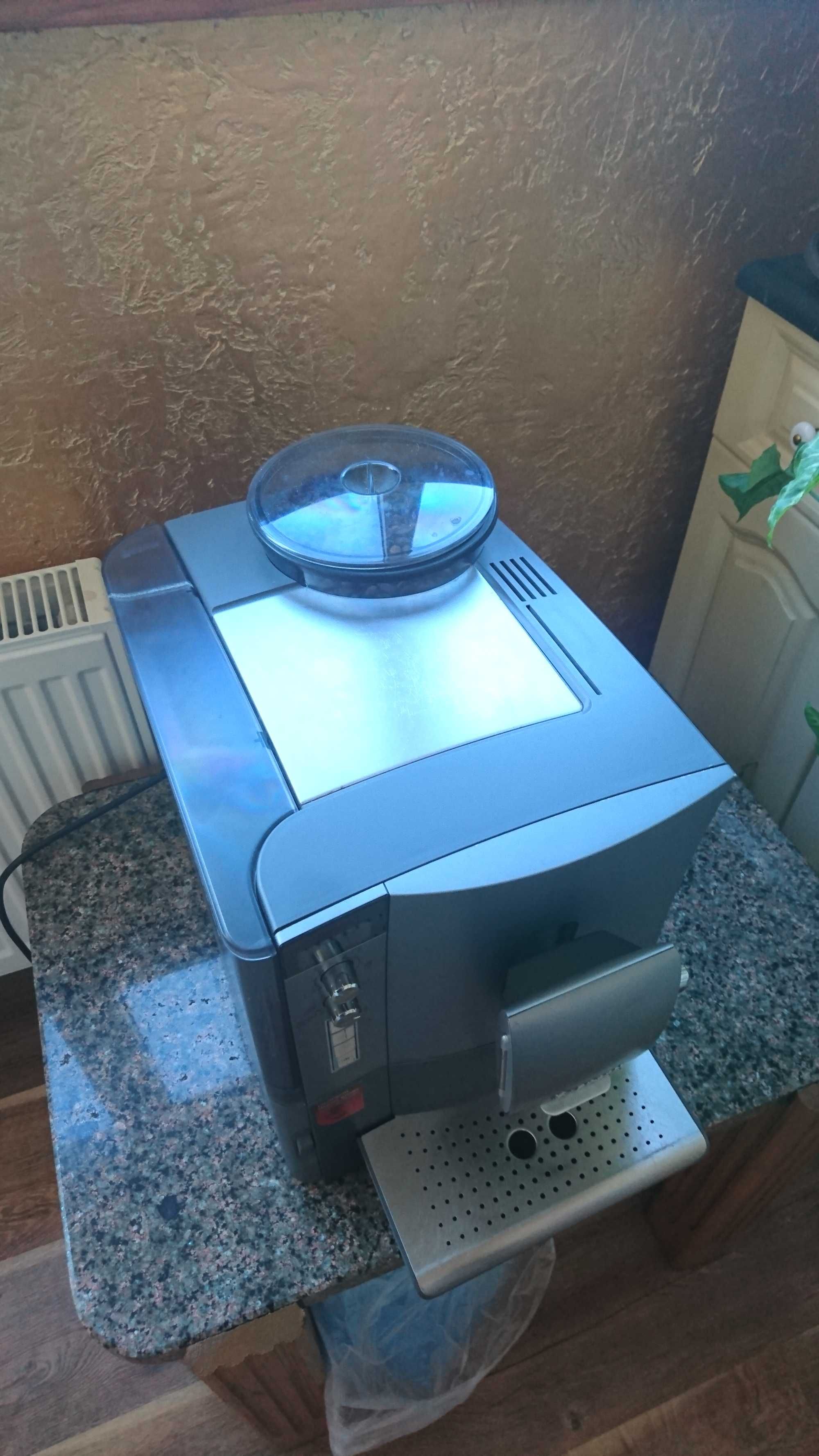 Кофемашина Delonghi 6600