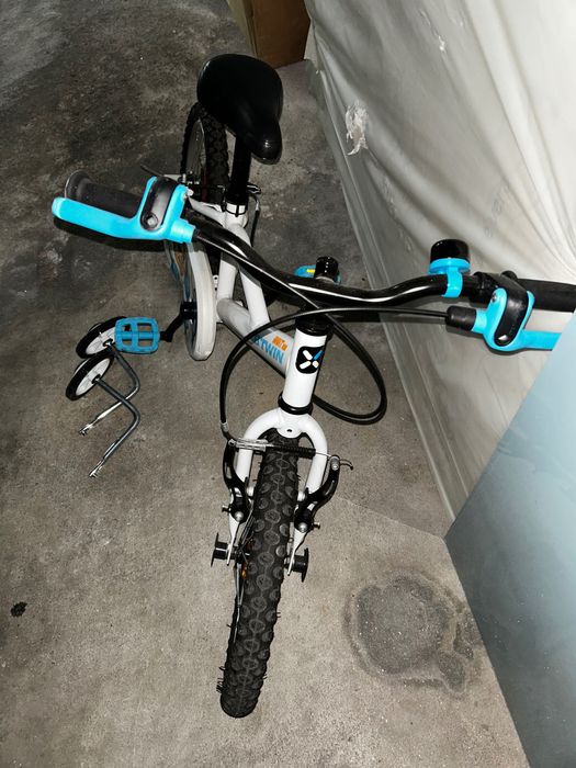 Bicicleta com rodinhas