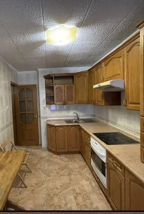Здається окрема кімната для жінки, Олександрівська Слобідка