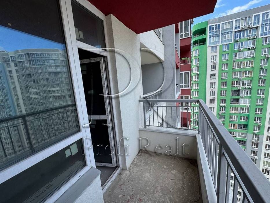 Продаж 3 кімнатна квартира ЖК Каховська/метро Лівобережна/ТРЦ Комод