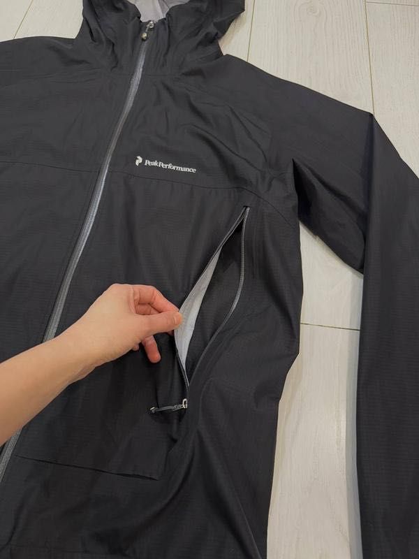 чоловіча легка штормова куртка Peak Performance Gore-Tex
( L )