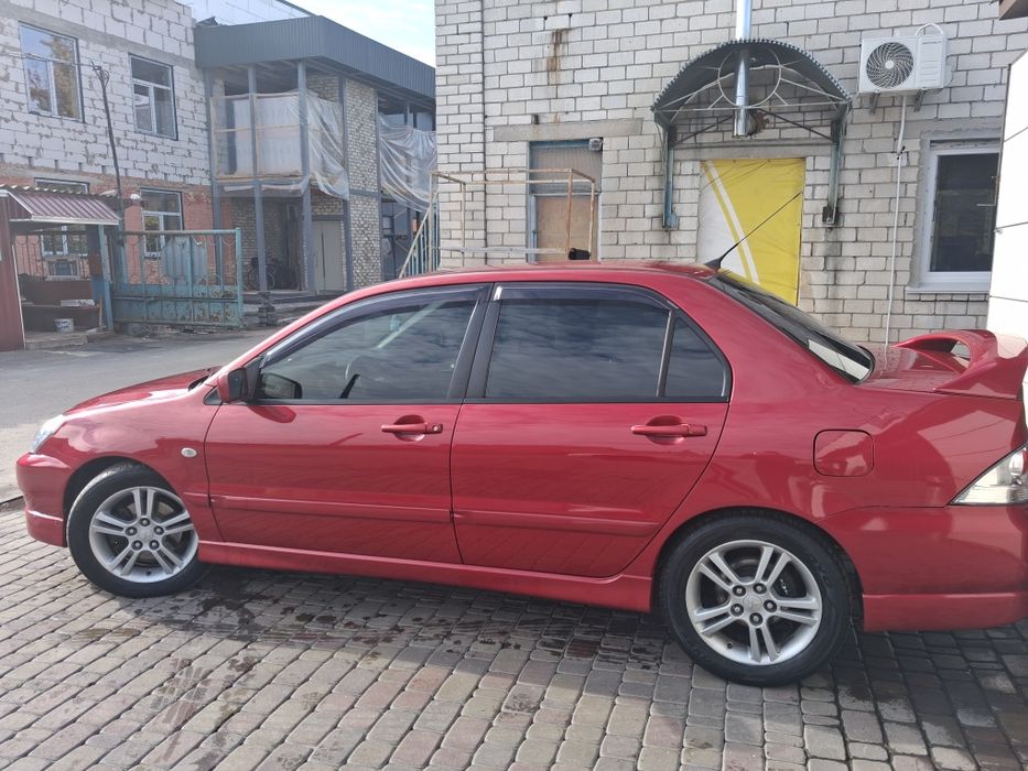 Mitsubishi Lancer 9