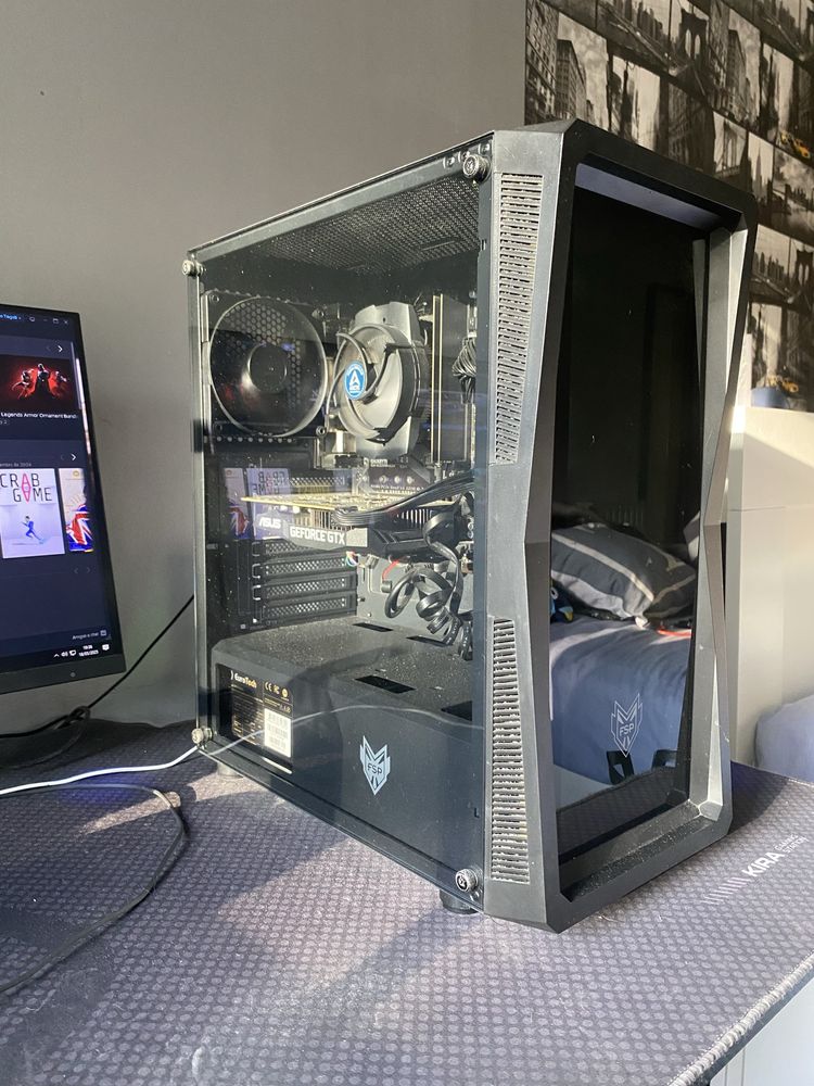PC GAMING RGB + teclado mecânico + rato razer