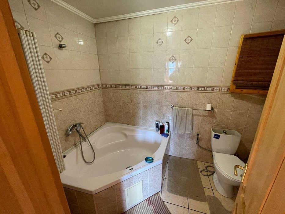 Два будинки в Карпатах для бізнесу або великої родини, Рахів