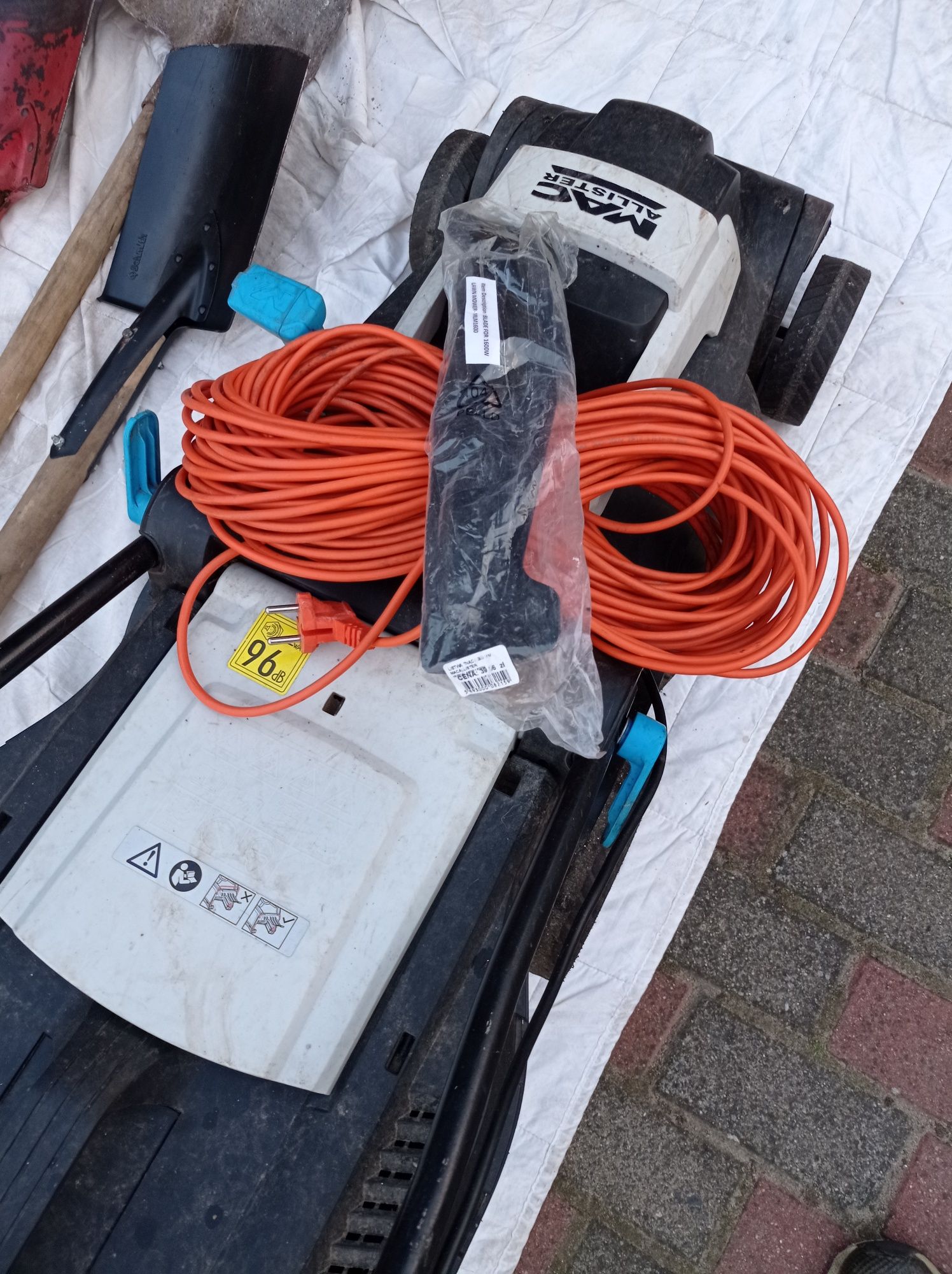Kosiarka elektryczna sprzęt ogrodowy