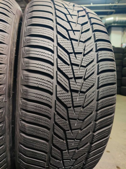 2шт R19 245 50 шини зимові 23р Hankook Winter I*cept Evo 3 X
