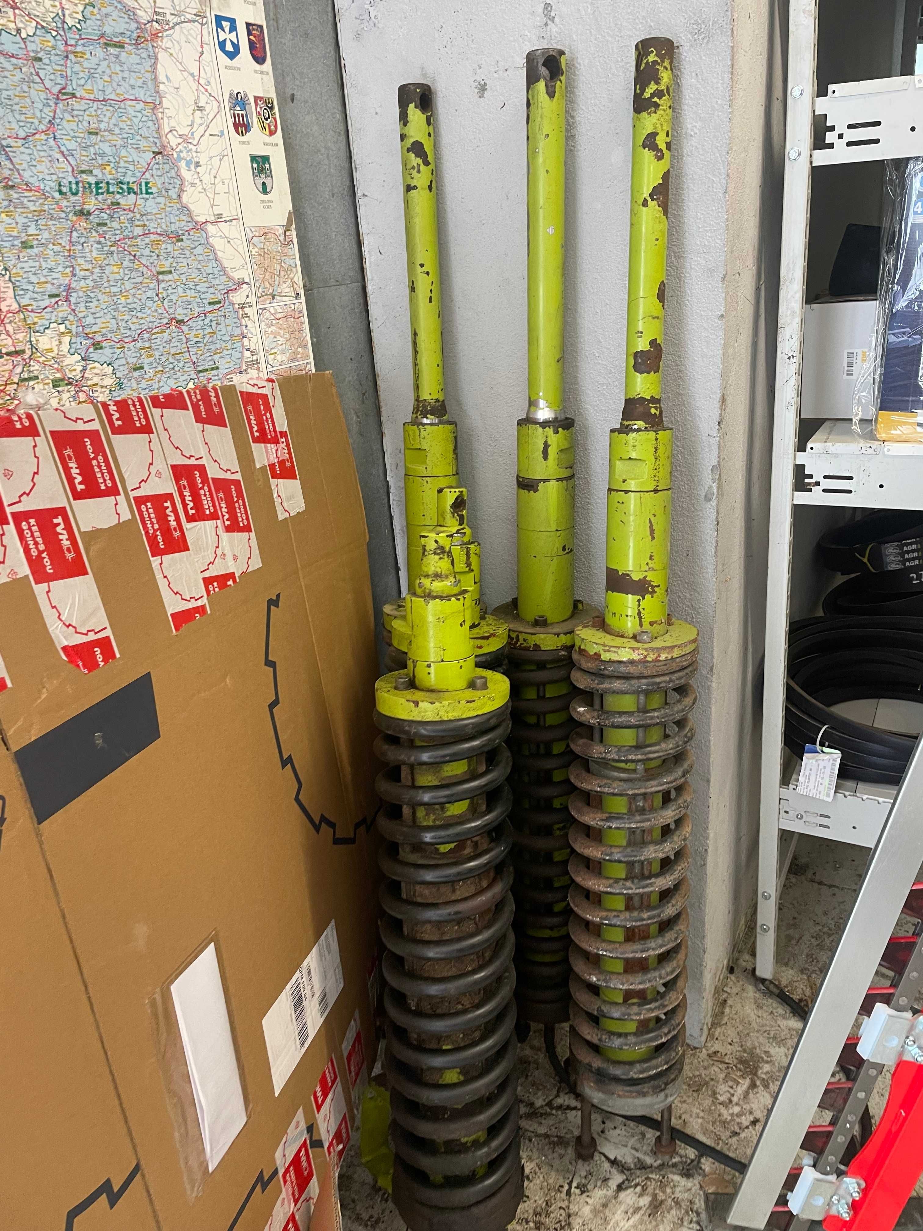 Siłownik gardzieli CLAAS DOMINATOR 76 86/ 88 / 96 / 98