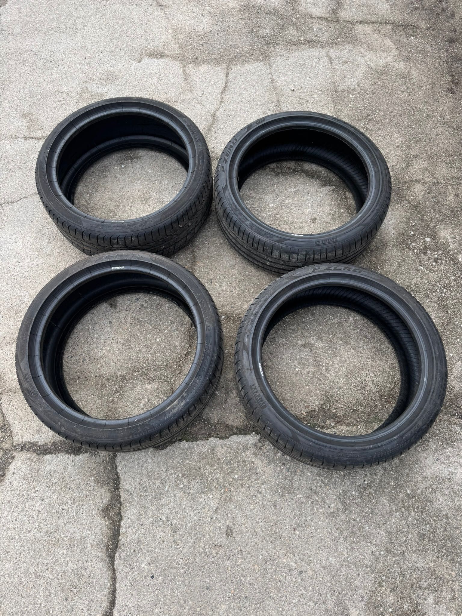 kpl opon Pirelli Piero 225/40R19 i 255/35R19 DOT0521 gruby bieżnik