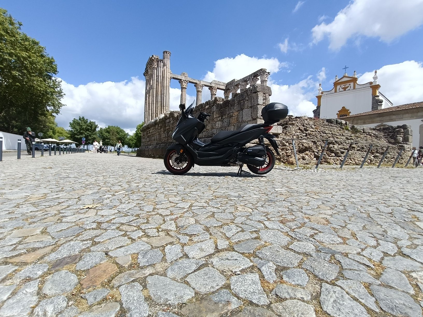 Honda forza 125 special edition