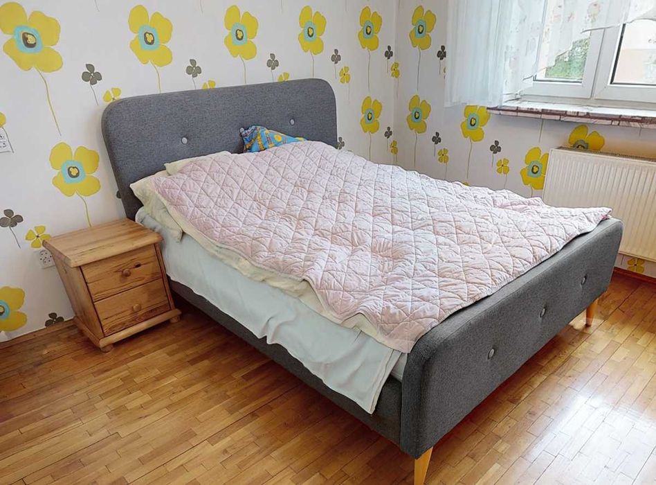 Łóżko Jysk KONGSBERG szare z materacem