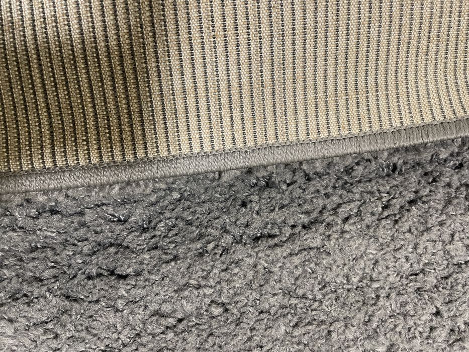 Ковер напольный .