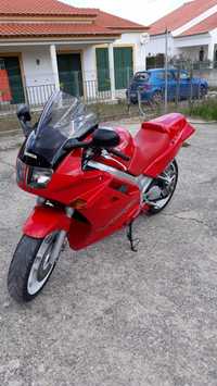 Honda VFR  (RC36)