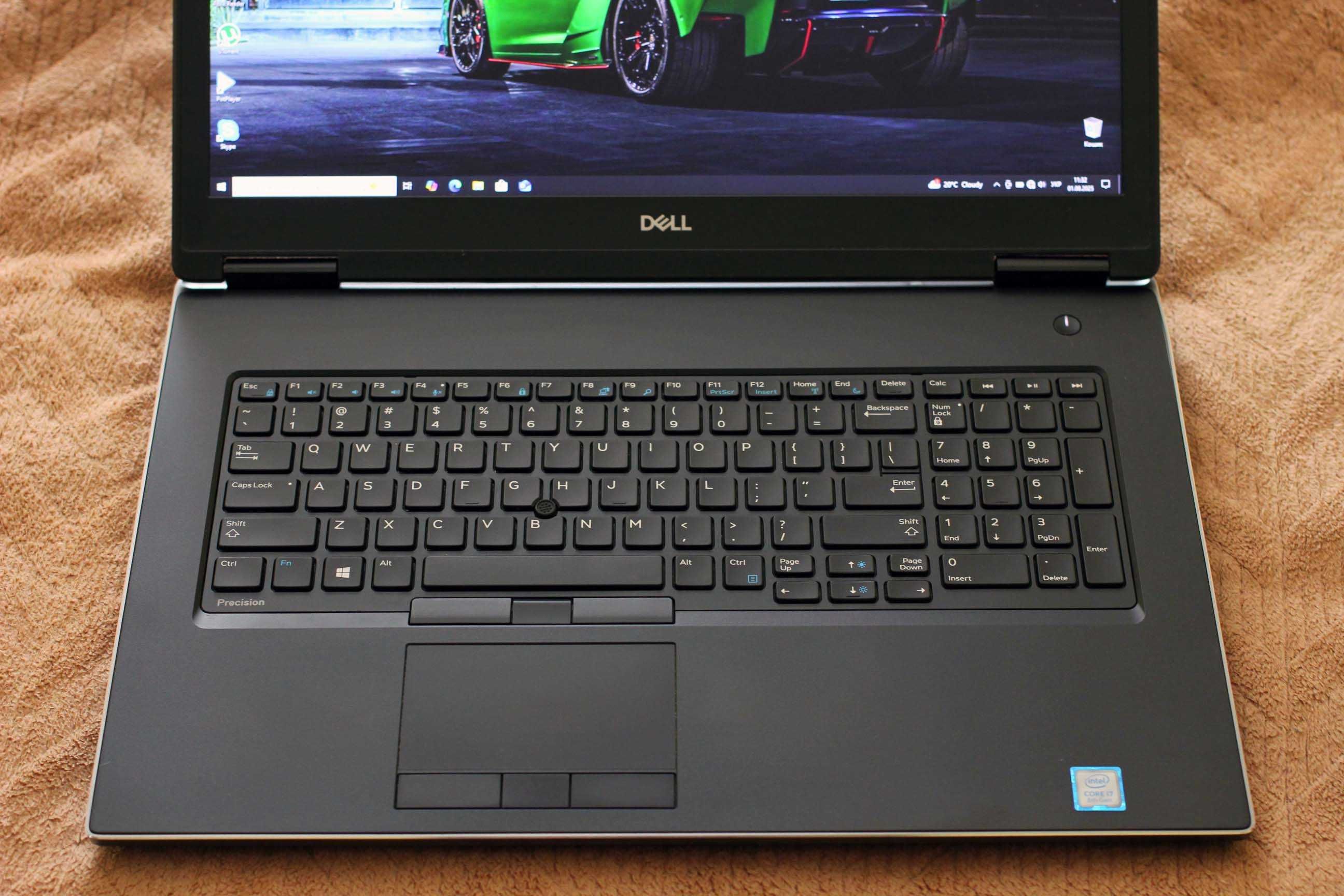 DELL 7730/i7-8750H 12x/RadeonPRO WX7100 8GB/32GB/SSD512/17 ipsFHD/2020