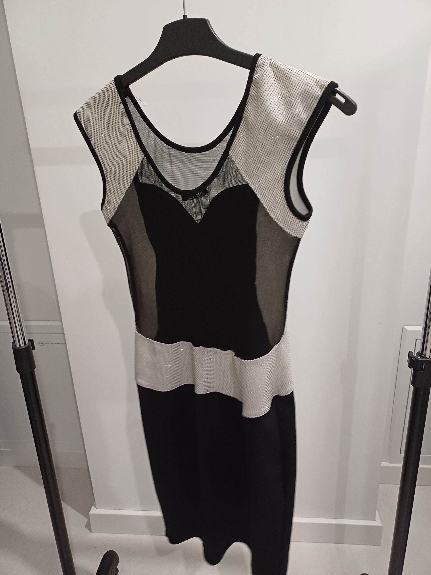 Sukienka czarna mini S tiul przezroczyste plecy