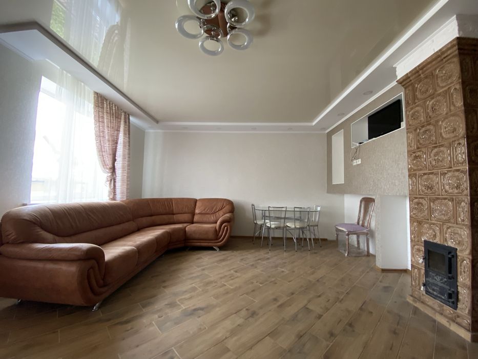 Таунхаус з міськими комунікаціями