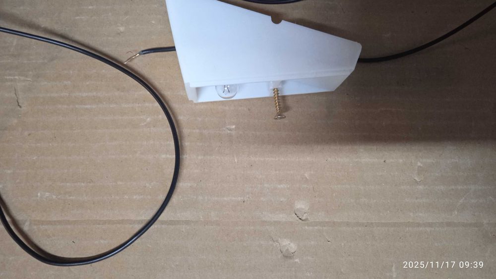 Stara biała lampka tylna Wigry 3 łezka Lampa tył składak Wagant Zenit