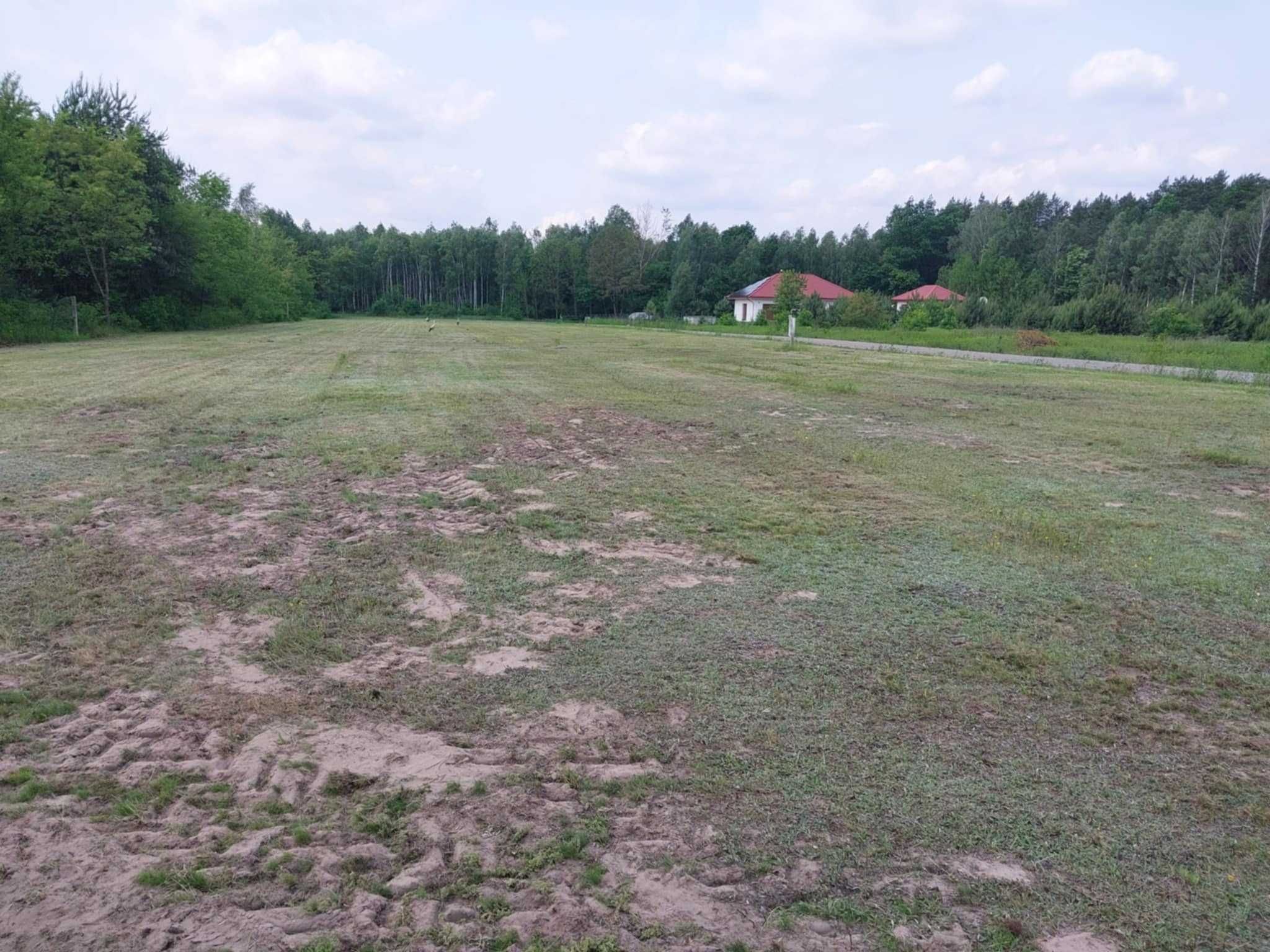 Sprzedam działkę nad jeziorem Firlej