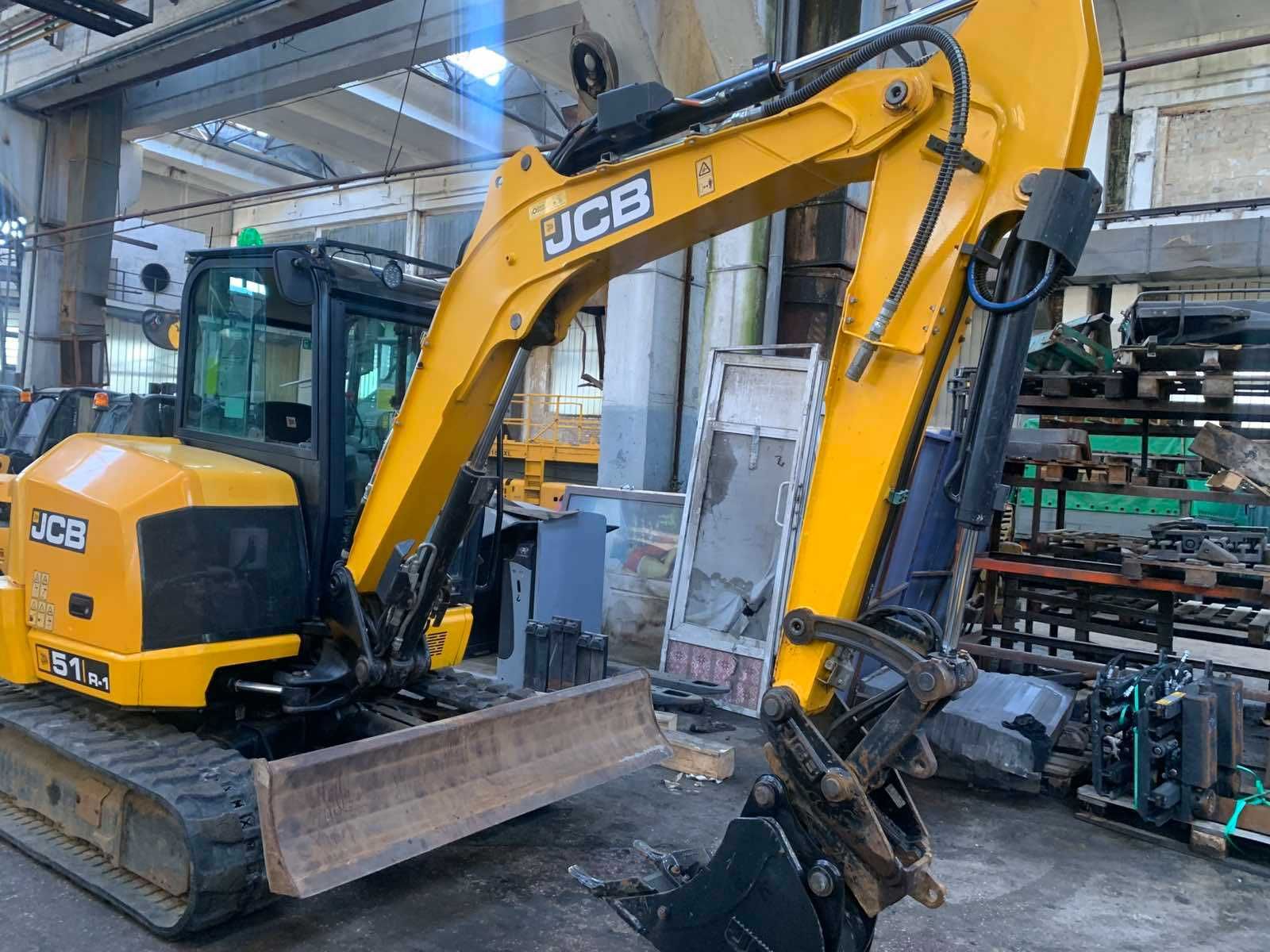 Мініекскаватор JCB 51R-1