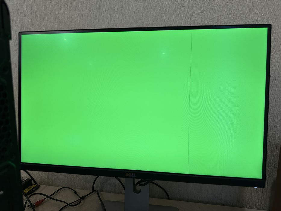 Монітор Dell U2515H IPS | 2560 x 1440 | з «битою» полоскою в 1 піксель