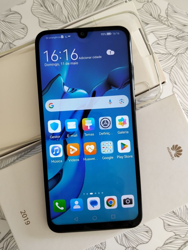 Telemóvel HUAWEI P Smart + 2019