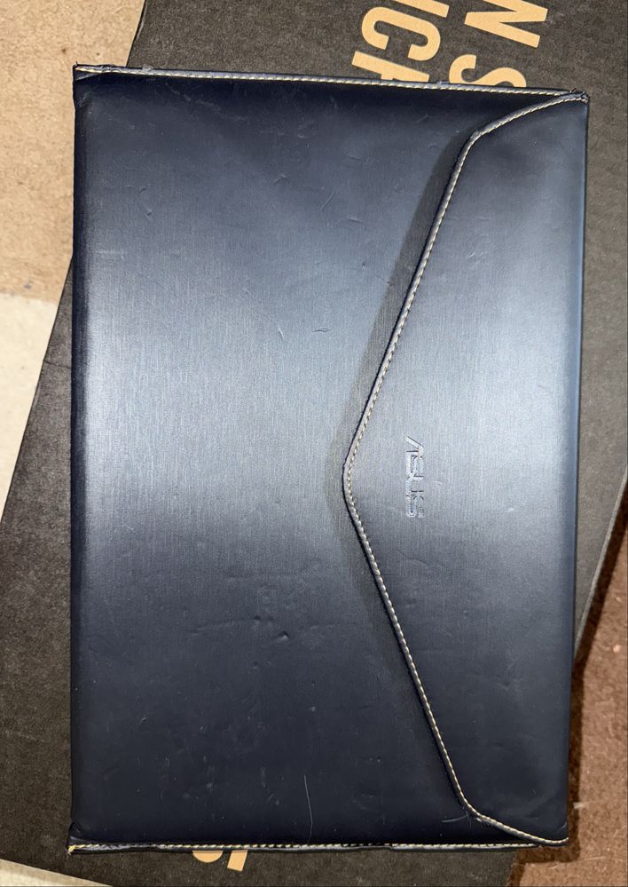 Asus UX390U Deluxe rigorosamente como novo