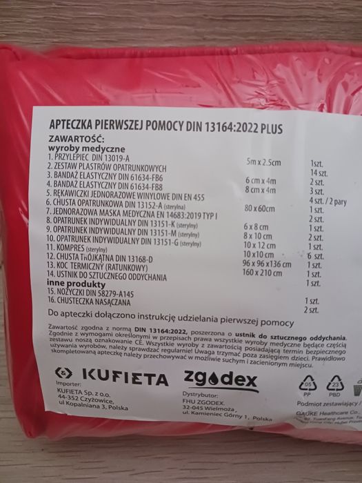 Apteczka / nowa.