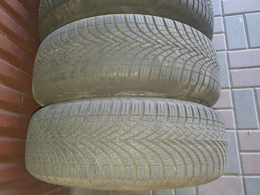 Cztery Opony Dębica Navigator 3. 195/65/15 z felgami 5x100i