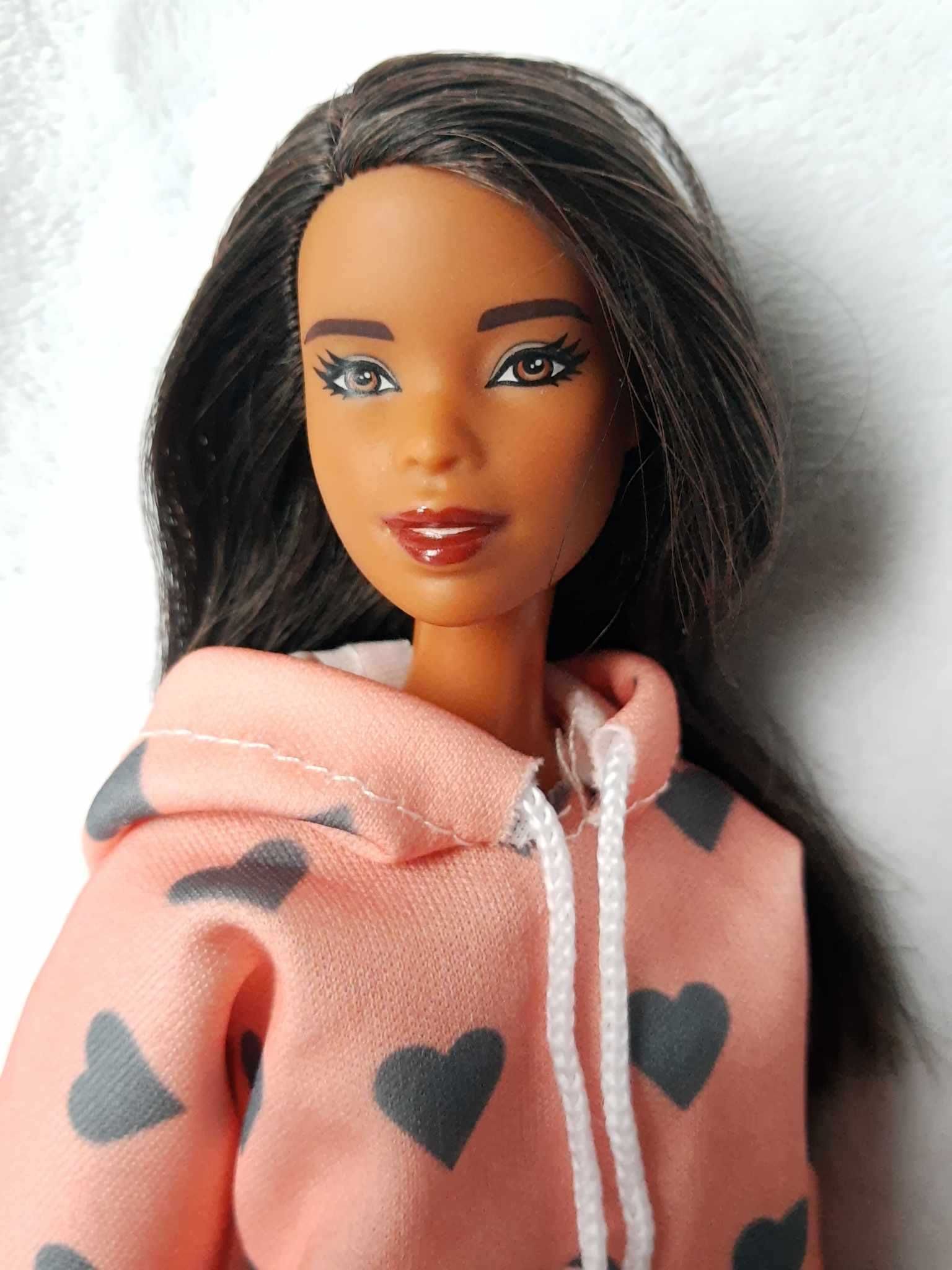Lalka Barbie Mattel Fashionistas #89 wysoka ciemnoskóra tall 2017