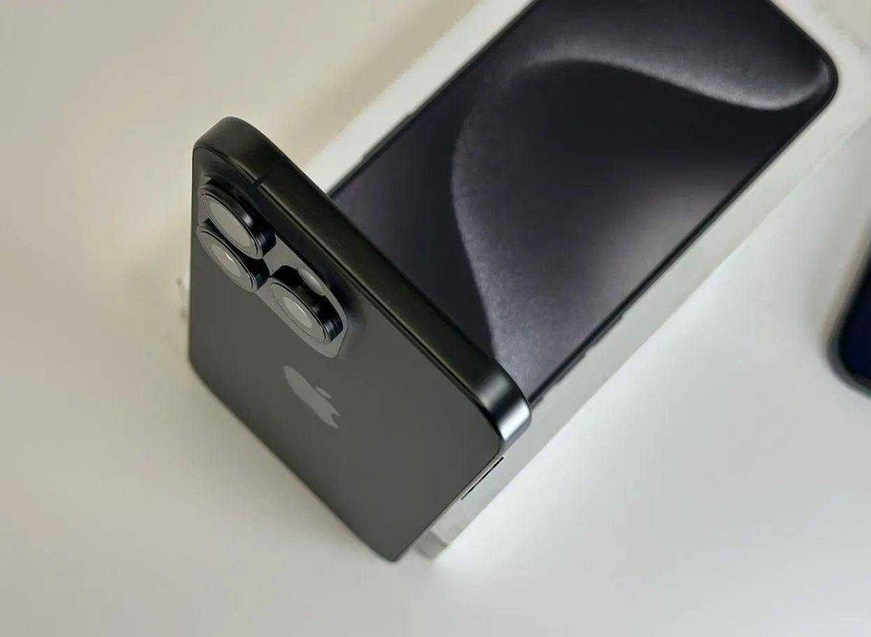 iPhone 15 Pro Max, 256 ГБ