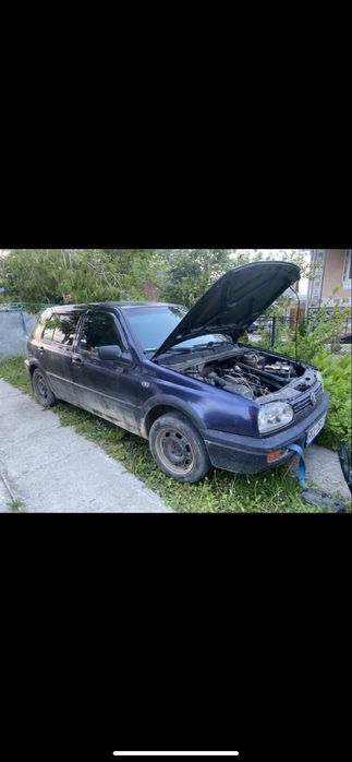 Фари на ГОЛЬФ 3 коплект ( також є багато запчастин )