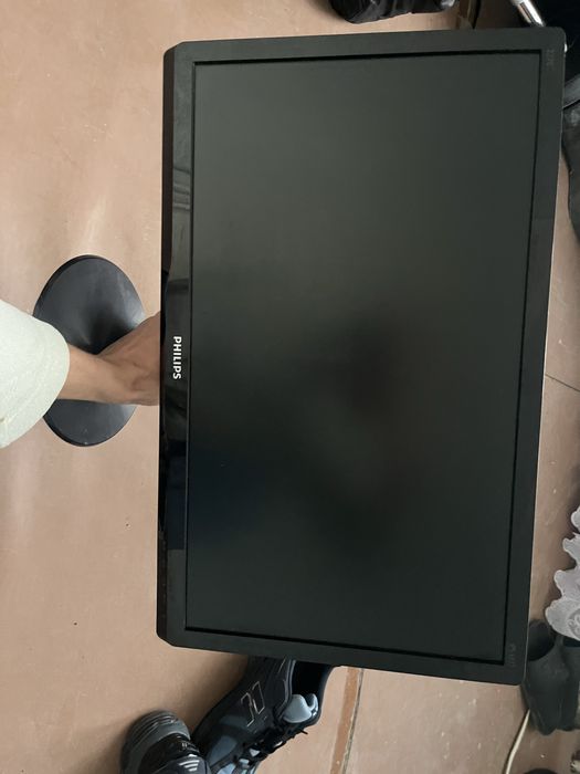 Монітор, колонки, веб-камера, мишка, клавіатура, опис