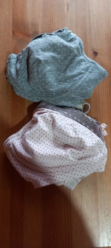 Staniki do karmienia 2 szt piersią oddam za chusteczki