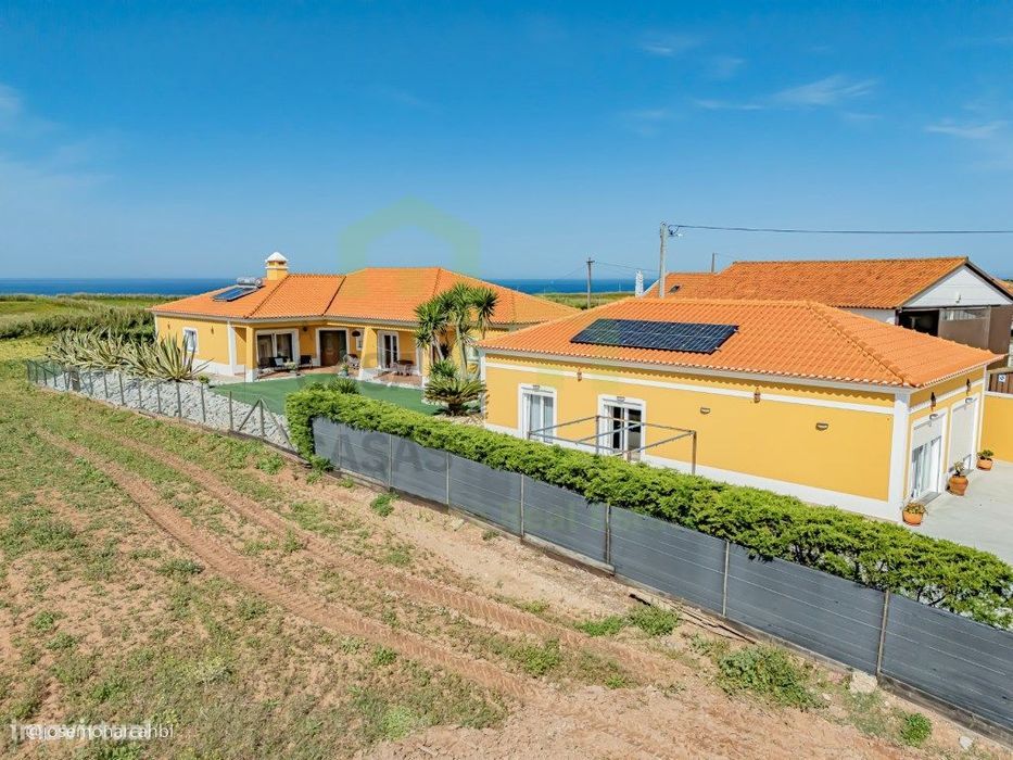 Vende Moradia T8, Ericeira 15 Km, A Casa das Casas